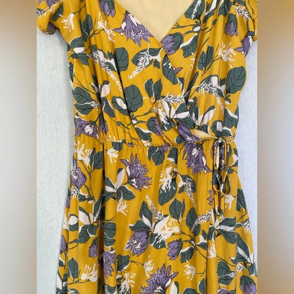 All In Favor Nordstrom yellow floral midi short sleeve dress Sz S - Picture 4 of 9